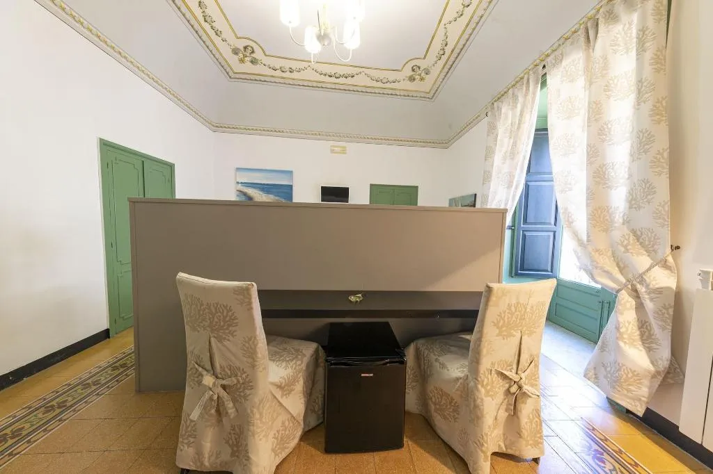 Room, Palazzo Villelmi, Palermo