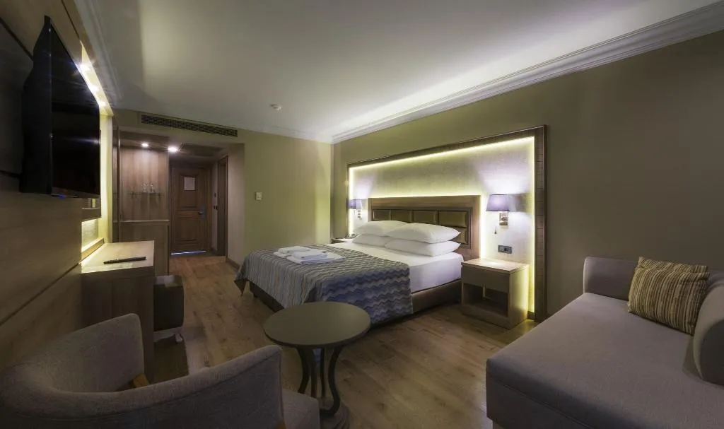 Room, Samara, Bodrum