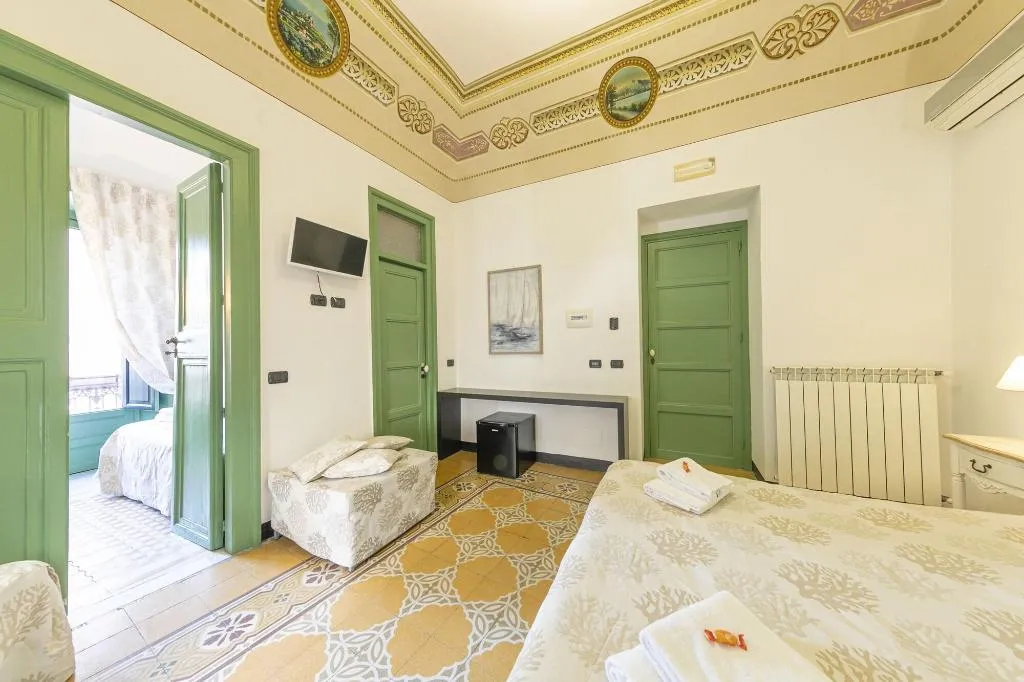 Room, Palazzo Villelmi, Palermo
