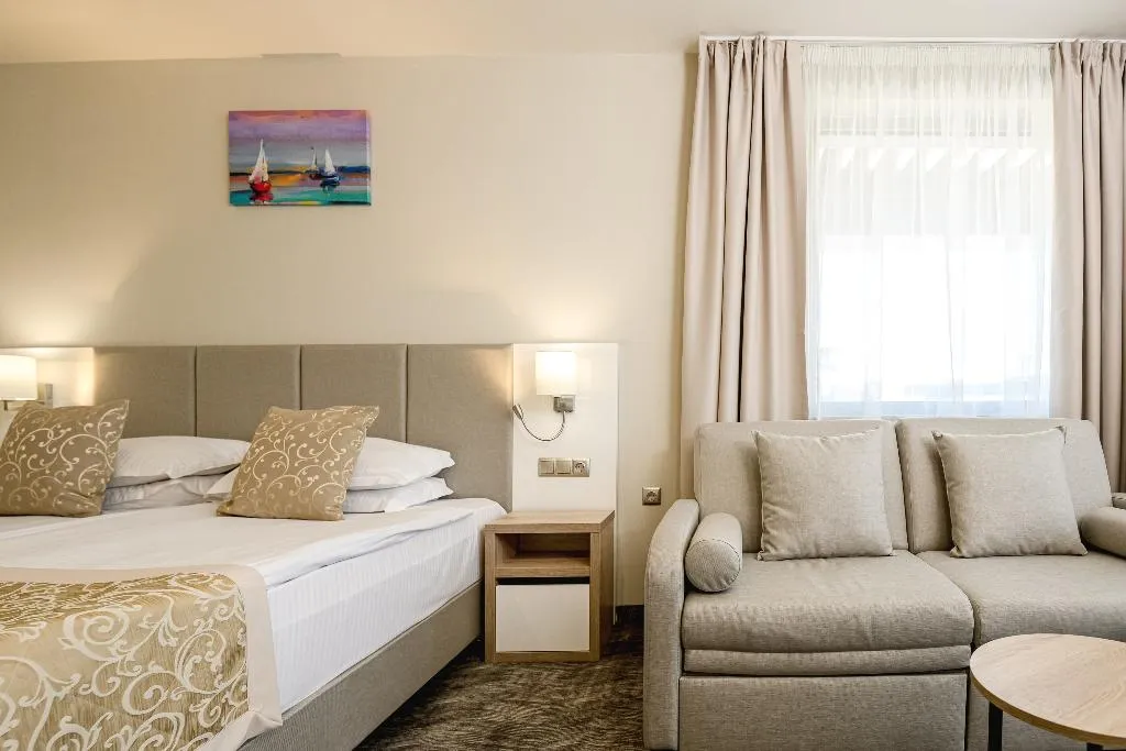 FAMILY ROOM ONE BEDROOM ONE BATHROOM Room, Laguna Park Sunrise, Bourgas