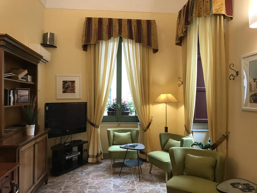 Sports and Entertainment, Hotel Posta, Catania