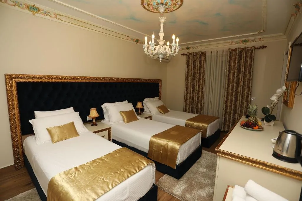 Room, Empire Hotel, Durres