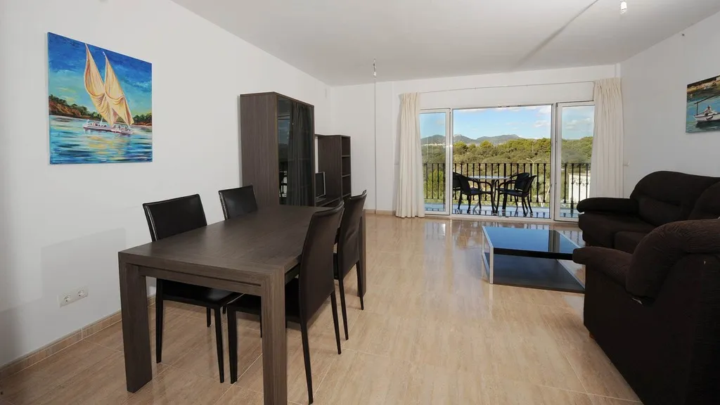 APARTMENT CAPACITY 8 THREE BEDROOMS Room, Playa Ferrera, Majorca