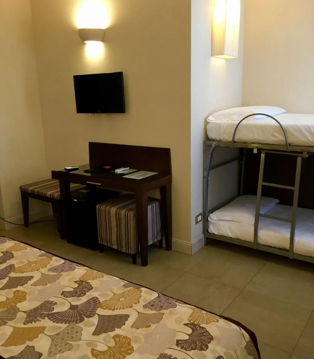 Room, Il Perseo, Florence