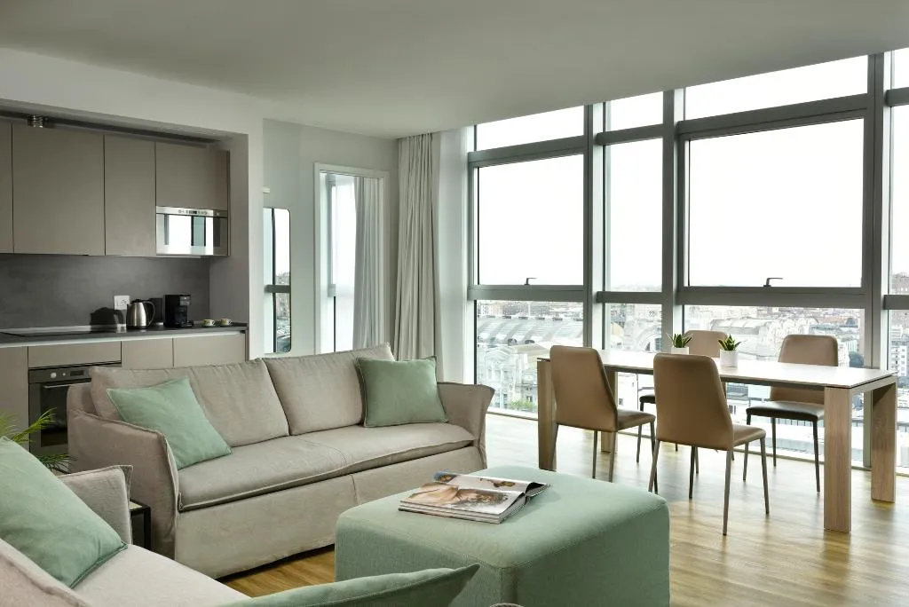APARTMENT SUPERIOR TWO BEDROOMS Room, Torre Galfa Luxury Apartments | UNA Esperienze, Milan