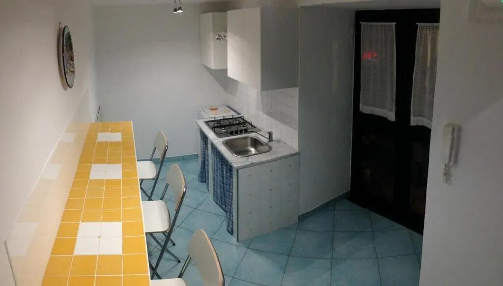 Room, B&B La Grotta Marina, Naples