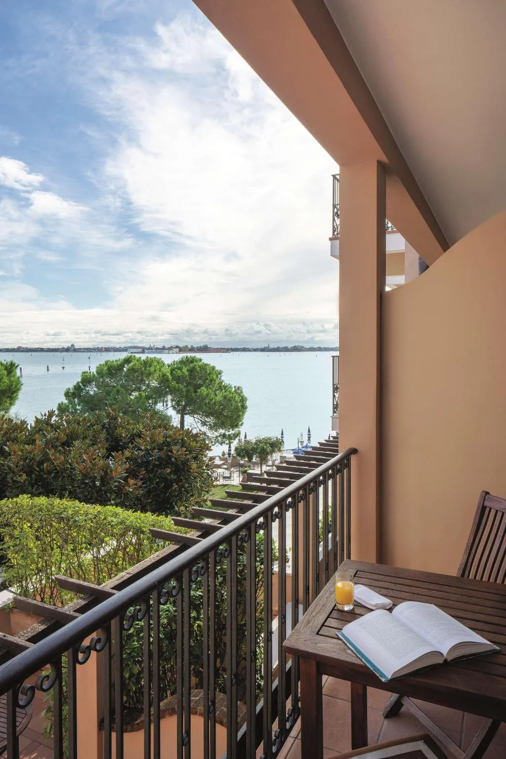 JUNIOR SUITE PREMIUM Room, Caruso, A Belmond Hotel, Amalfi Coast, Naples