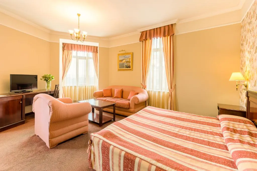 STUDIO STANDARD Room, Boutique Splendid, Varna