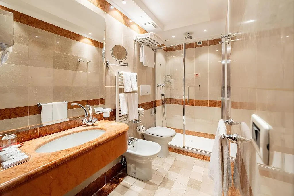 JUNIOR SUITE CAPACITY 3 Room, Colombina, Venice