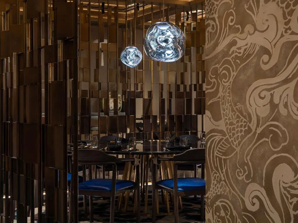 Restaurant, SO/ Uptown Dubai, Dubai