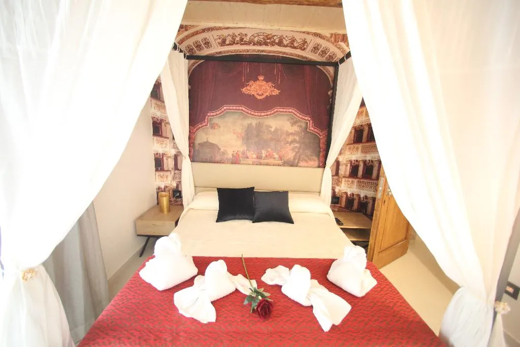 DOUBLE DELUXE Room, Relais Piazza del Plebiscito, Naples