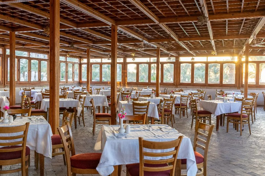 Restaurant, Fort Arabesque Resort, Spa and Villas, Red Sea Riviera