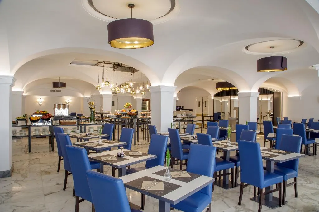 Restaurant, Shangri La Roma, Rome