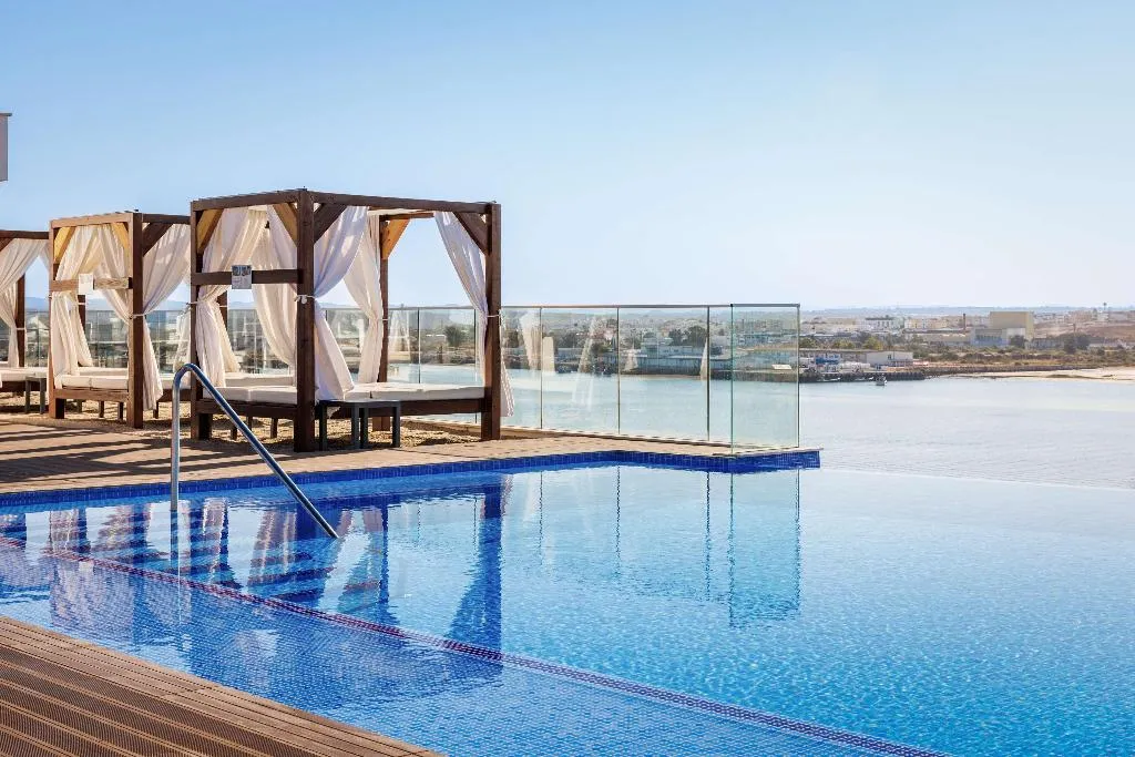 Pool, Jupiter Marina Hotel – Couples & Spa, Algarve