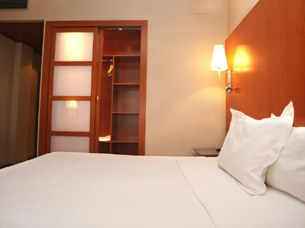 Double or Twin STANDARD Room, Exe Cuenca, Madrid