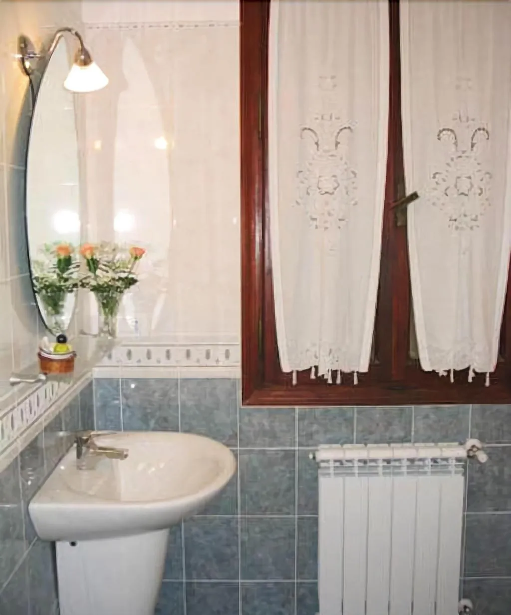 Room, Ca' Turelli, Venice