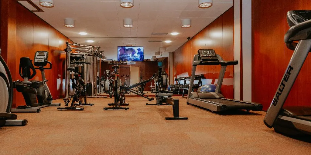 Sports and Entertainment, Acevi Villarroel, Barcelona