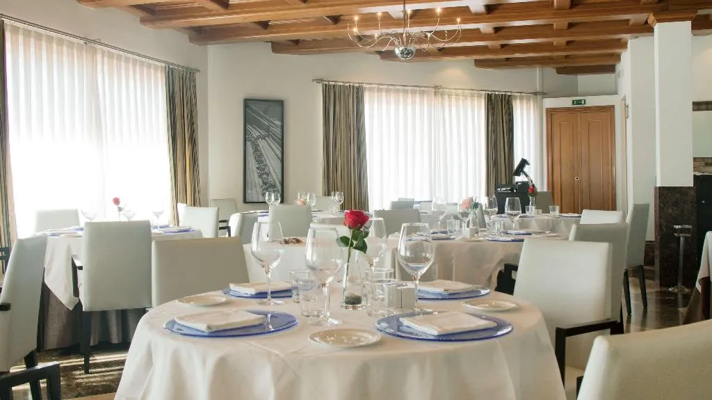 Restaurant, Port Valencia Azafata, Valencia
