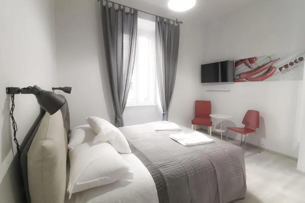 DOUBLE SUPERIOR WITH DOUBLE BED Room, Cinque Sogni, Rome