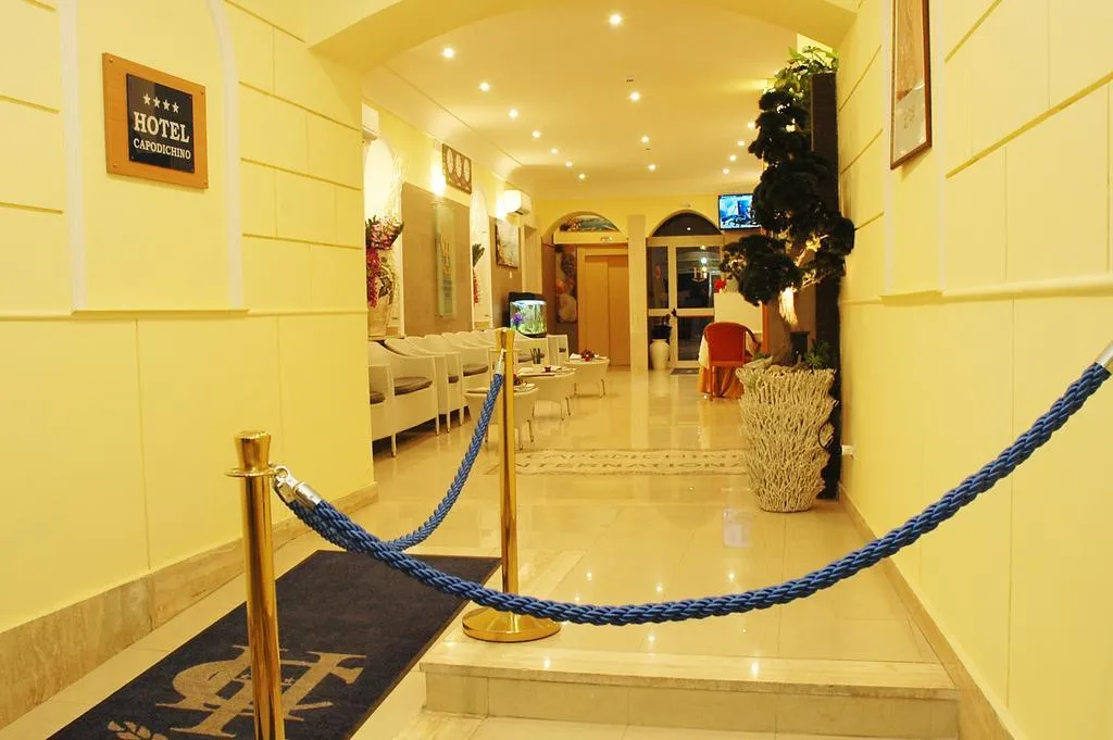 Lobby, International Capodichino, Naples