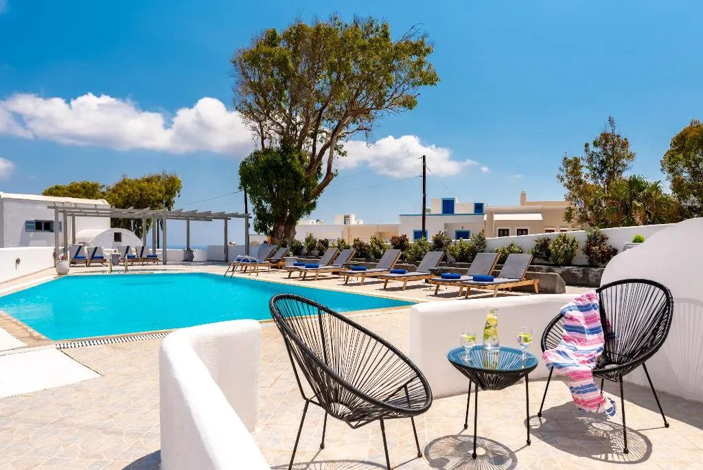 Pool, Kalisperis, Santorini