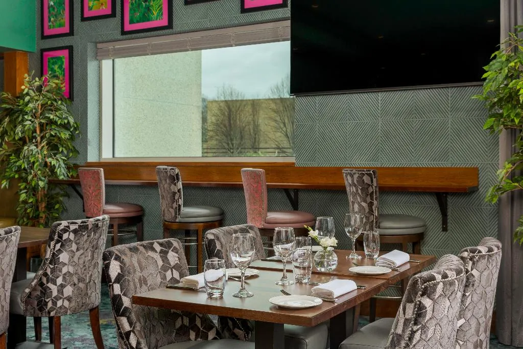 Bar, Crowne Plaza Dublin Blanchardstown, Dublin