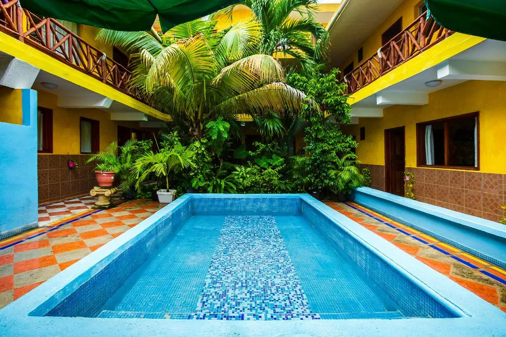 Pool, OYO Hotel Playa Del Carmen, Playa Del Carmen