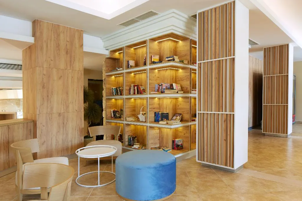 Lobby, Nobel Ultra All Inclusive - Free Beach Access, Bourgas