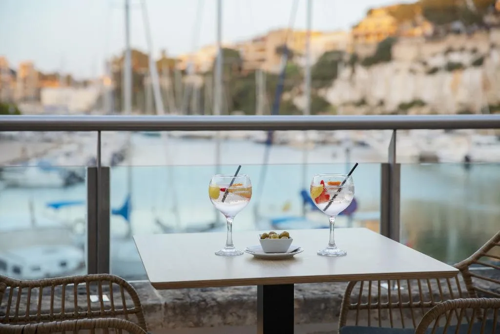 Bar, Portodrach Aparthotel & Suites, Majorca