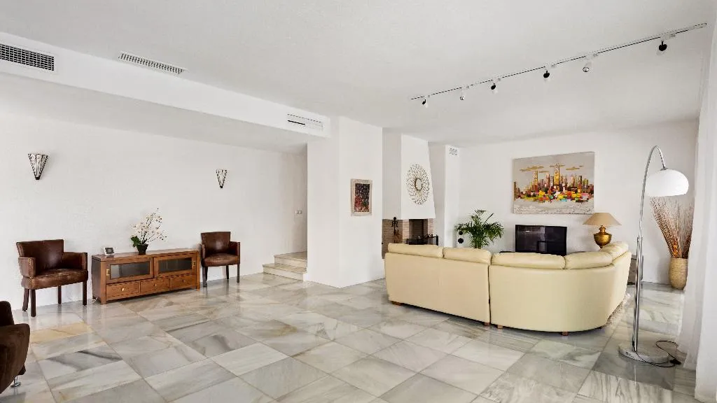 VILLA STANDARD Room, Villa Marina Puerto Banus, Costa Del Sol