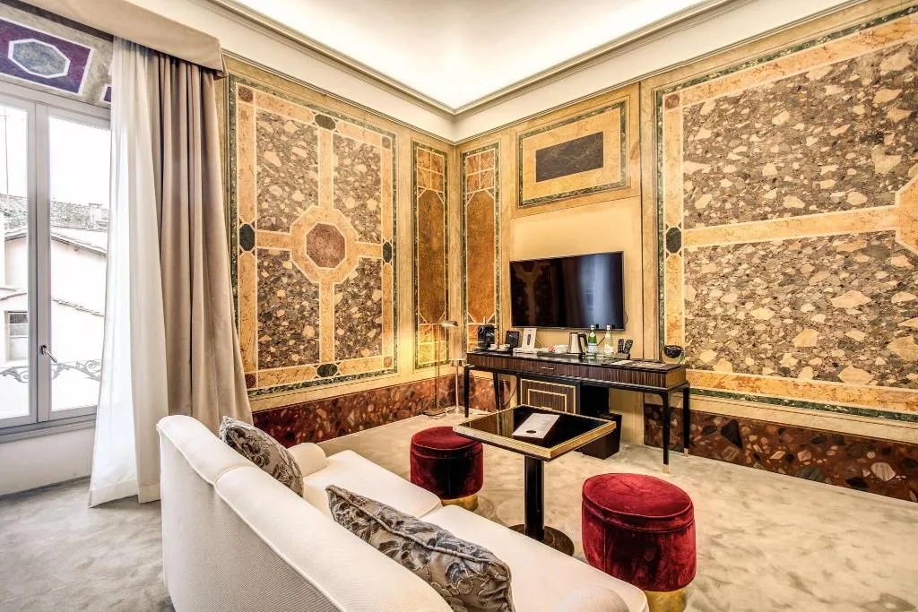 SUITE DELUXE KING BED Room, Martius Private Suites Hotel, Rome