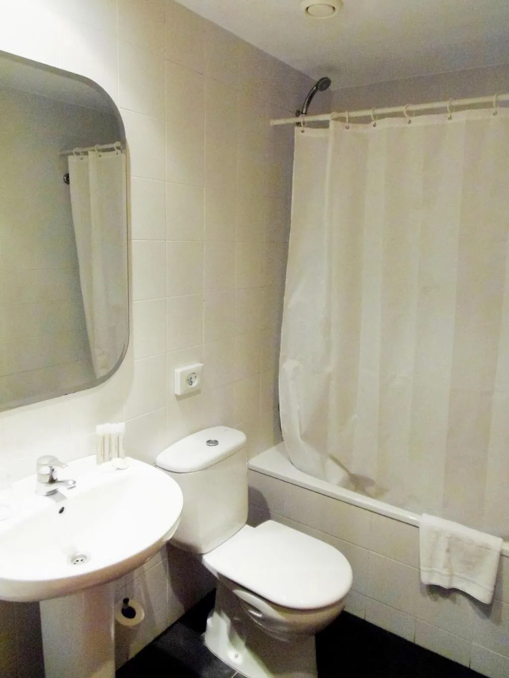 SINGLE ECONOMY Room, Hotel Ramblas Internacional, Barcelona