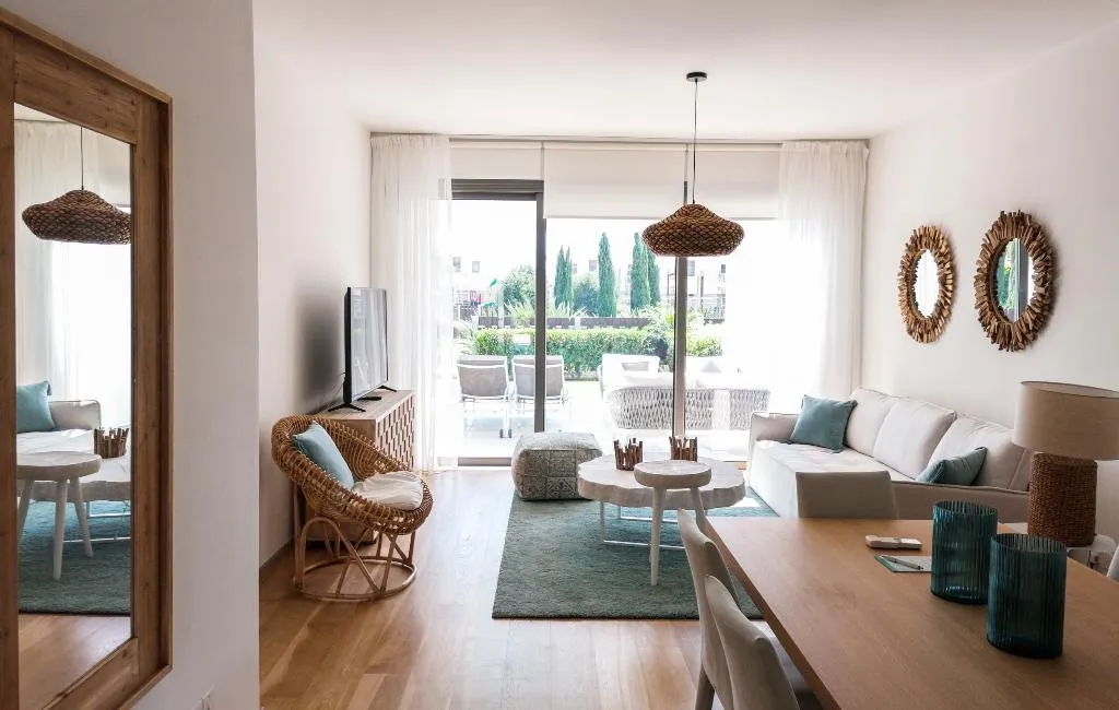 APARTMENT POOL VIEW Room, Atlantis Gardens Apartments & Villas, Cyprus