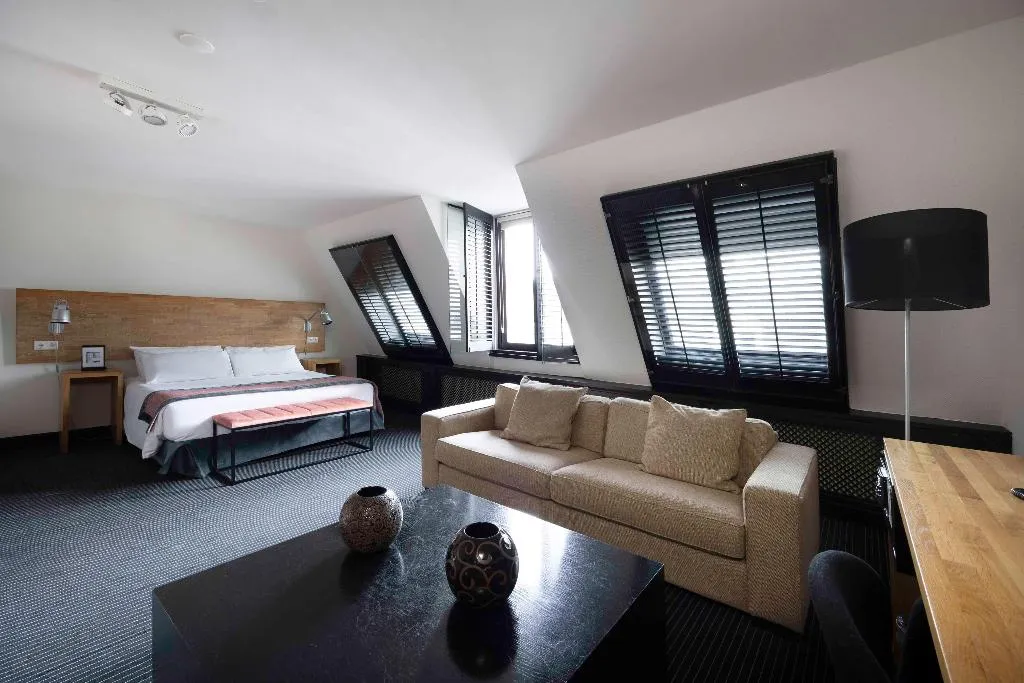 Room, Catalonia Vondel Amsterdam, Amsterdam