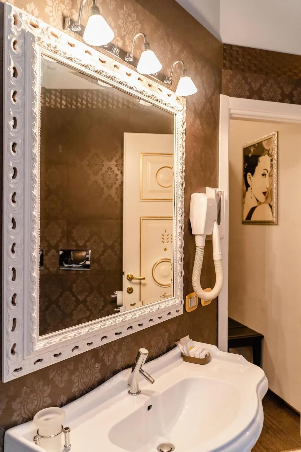 Room, Locanda Del Sole, Rome