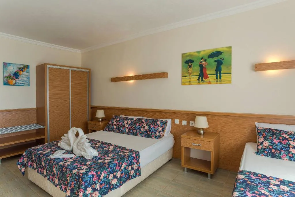 TRIPLE DELUXE Room, Aqua Nina Hotel, Izmir