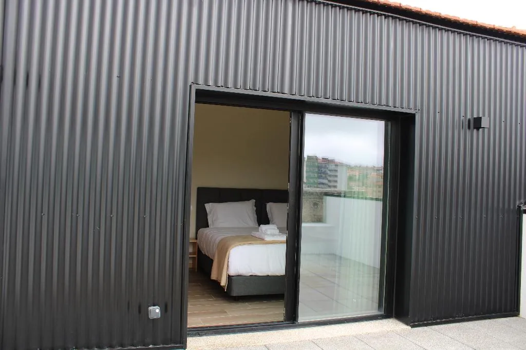 DOUBLE DELUXE Room, Oporto Station Hostel & Rooms, Porto