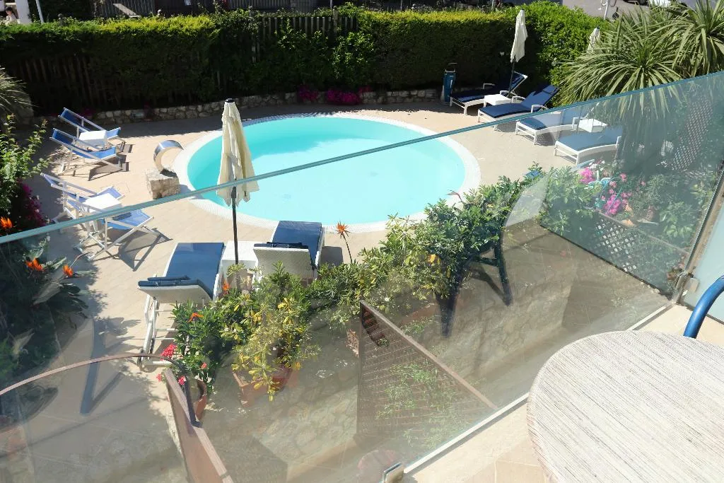 JUNIOR SUITE STANDARD Room, Bougainville Luxury Boutique Hotel, Naples