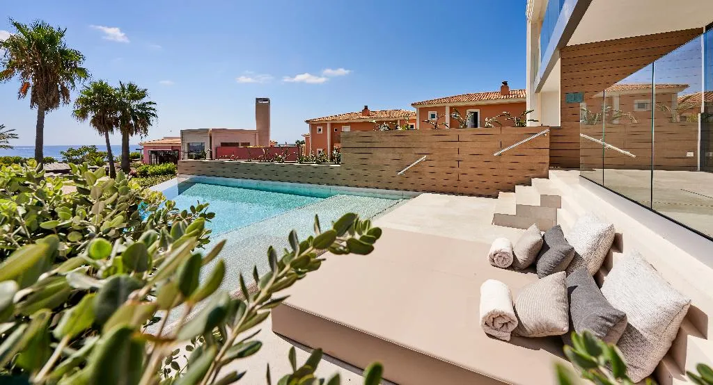 SUITE WITH PRIVATE POOL Room, Insotel Punta Prima Prestige Suites & Spa, Menorca