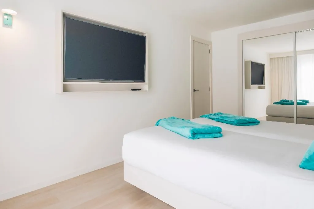 JUNIOR SUITE STANDARD Room, Iberostar Waves Alcudia Park, Majorca