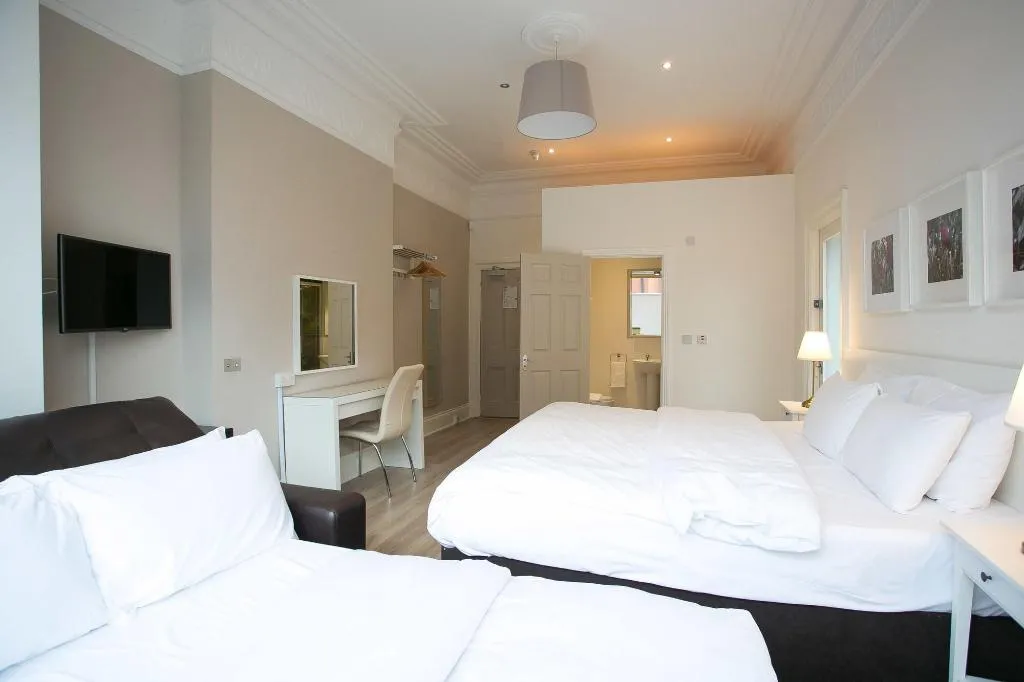 Room, Ballsbridge Townhouse - Merrion Road, Dublin