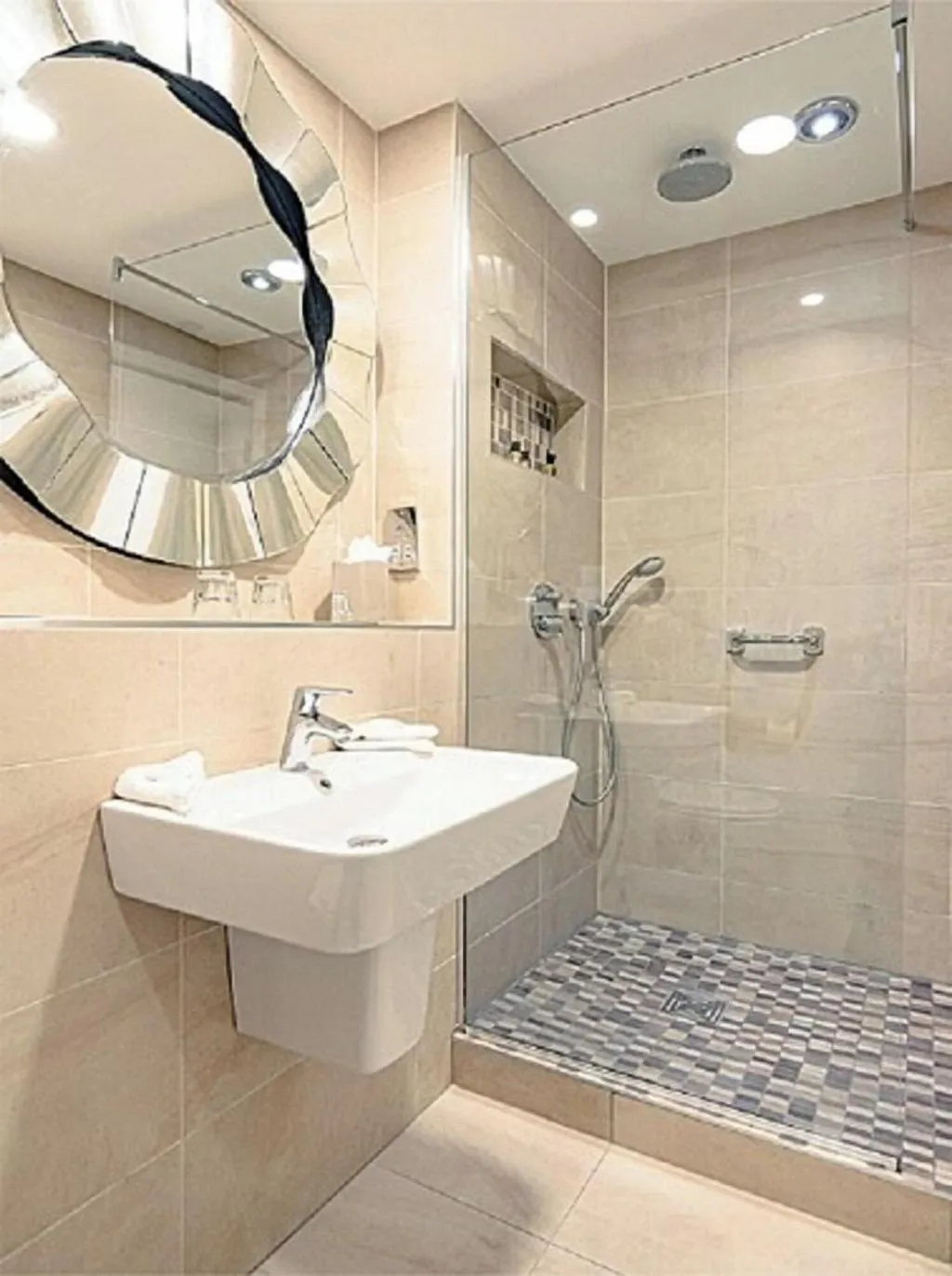 Room, Ferrycarrig, Dublin