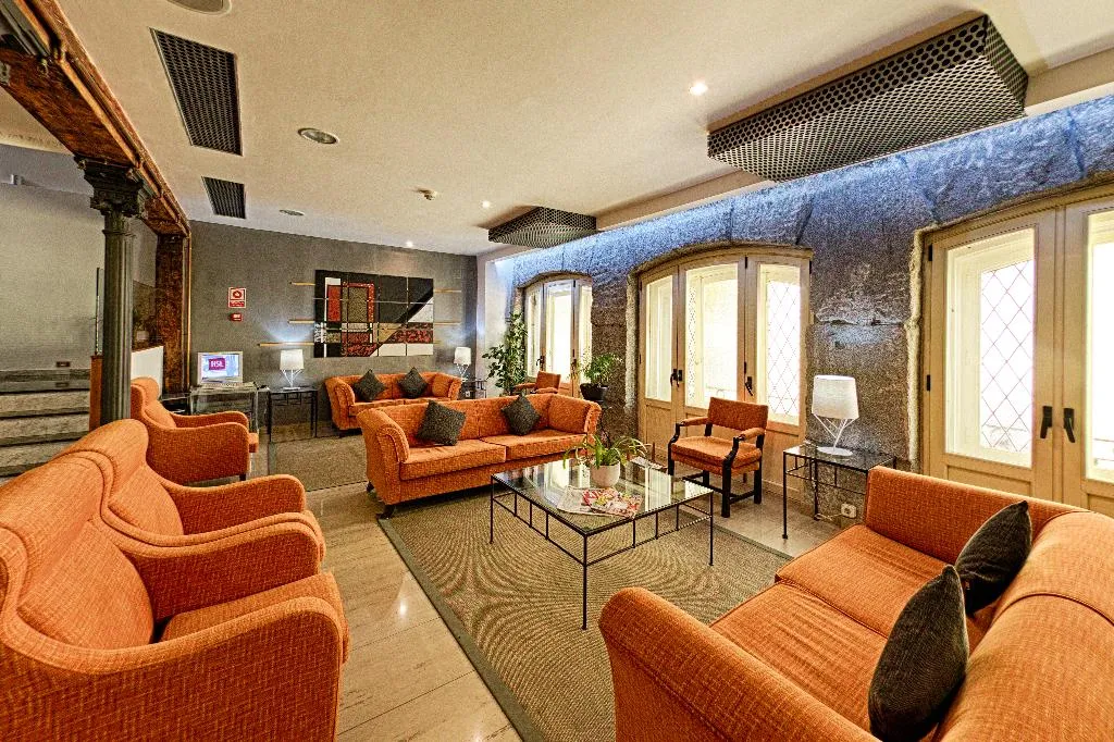 Lobby, San Lorenzo, Madrid