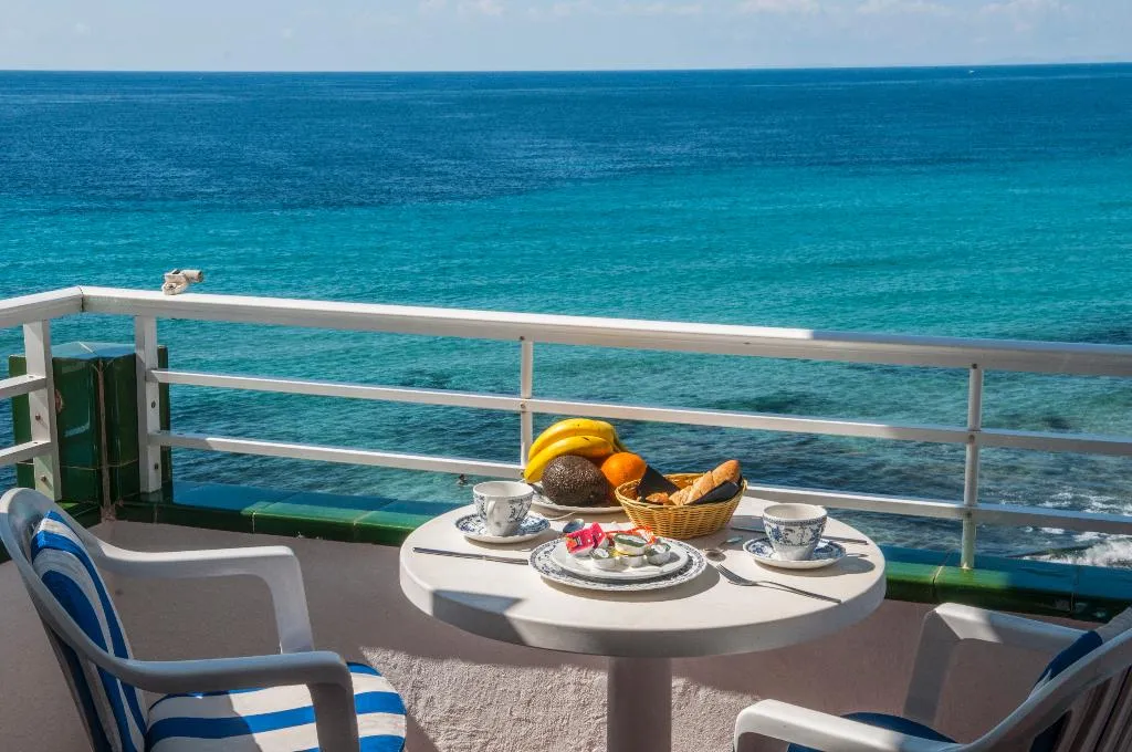 STUDIO CAPACITY 3 Room, Vistamar, Menorca