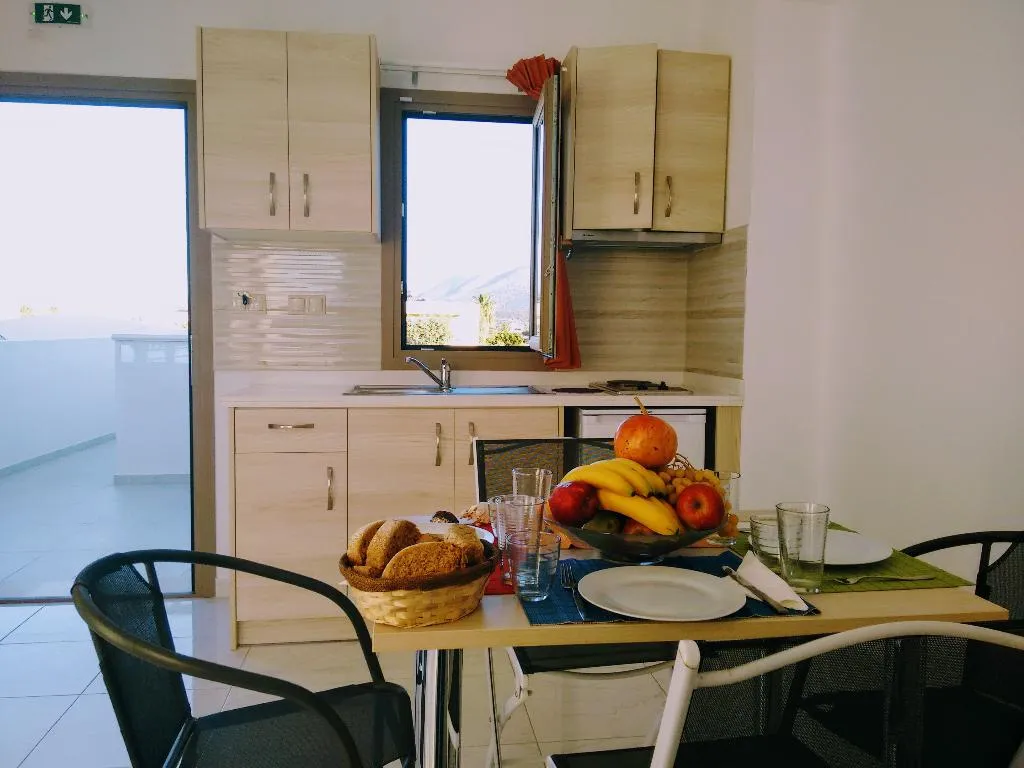 APARTMENT GARDEN VIEW Room, Casa Malena, Crete