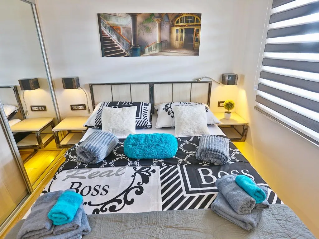 APARTMENT CAPACITY 2 Room, Apartments Ivan, Split