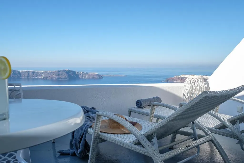 General view, Dreaming View Suites, Santorini
