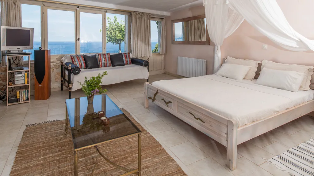 VILLA FOUR BEDROOMS WITH PRIVATE POOL Room, Blue Caves Villas, Zante