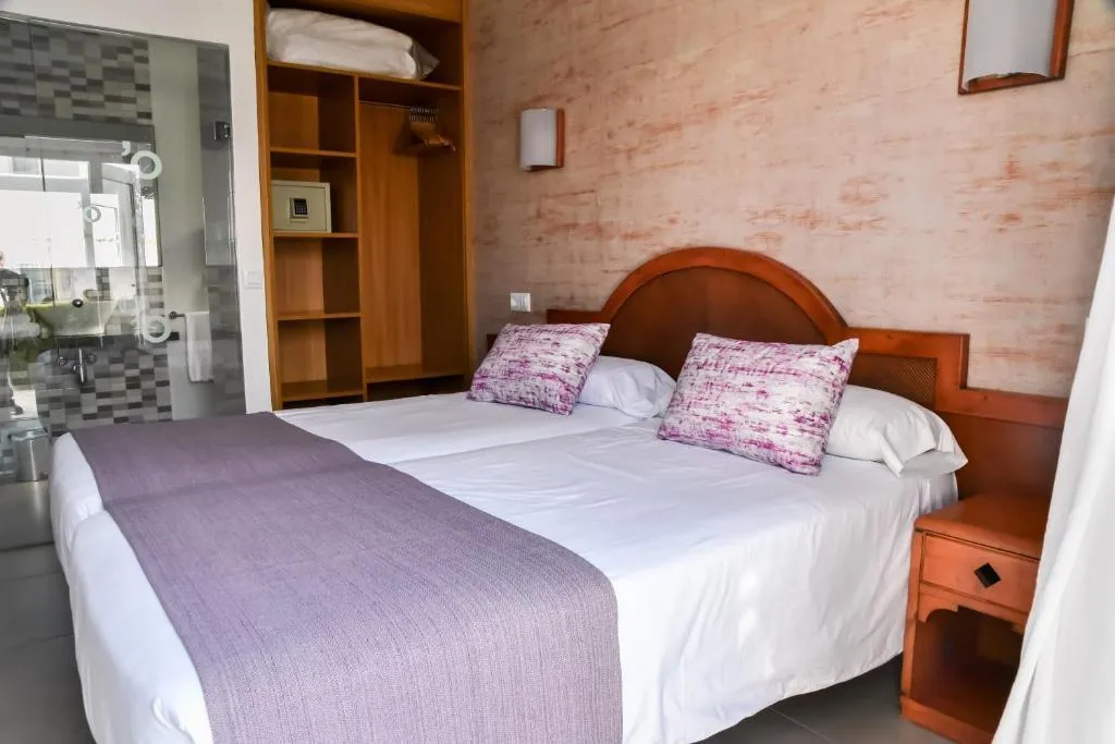 DOUBLE SINGLE USE STANDARD Room, Hotel D'Or, Majorca