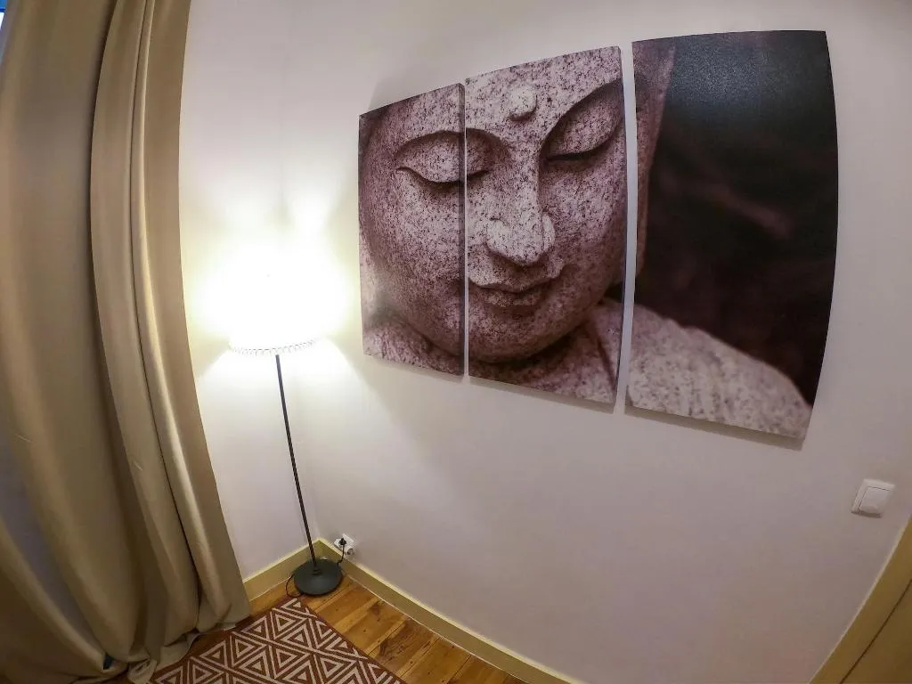 Room, Dukostel, Lisbon